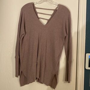 Daytrip size extra small mauve sweater v neck